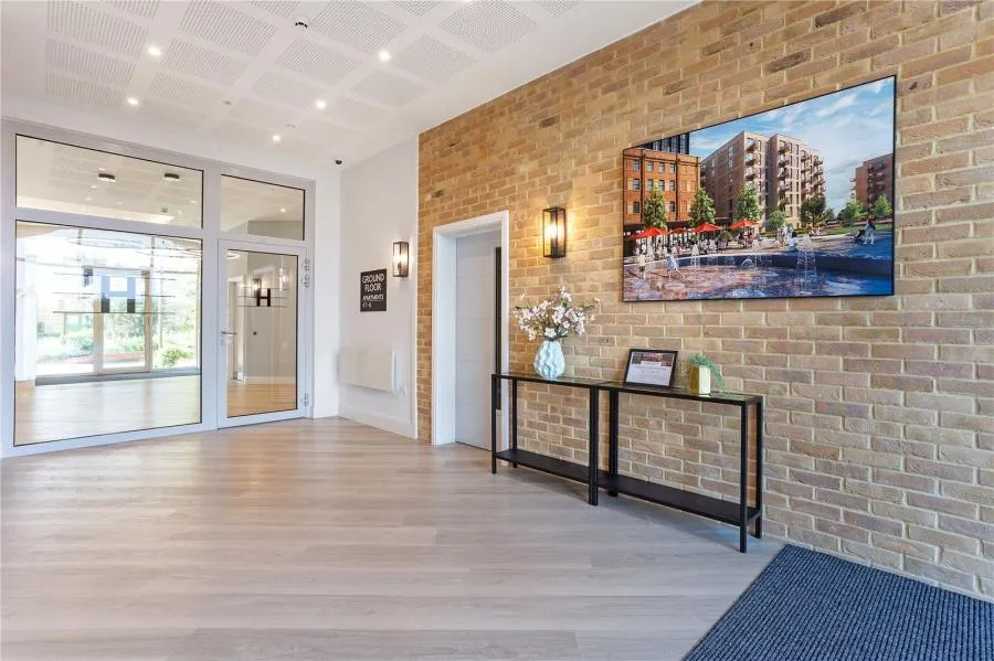 Exploration Way, Slough, SL1, photo 6