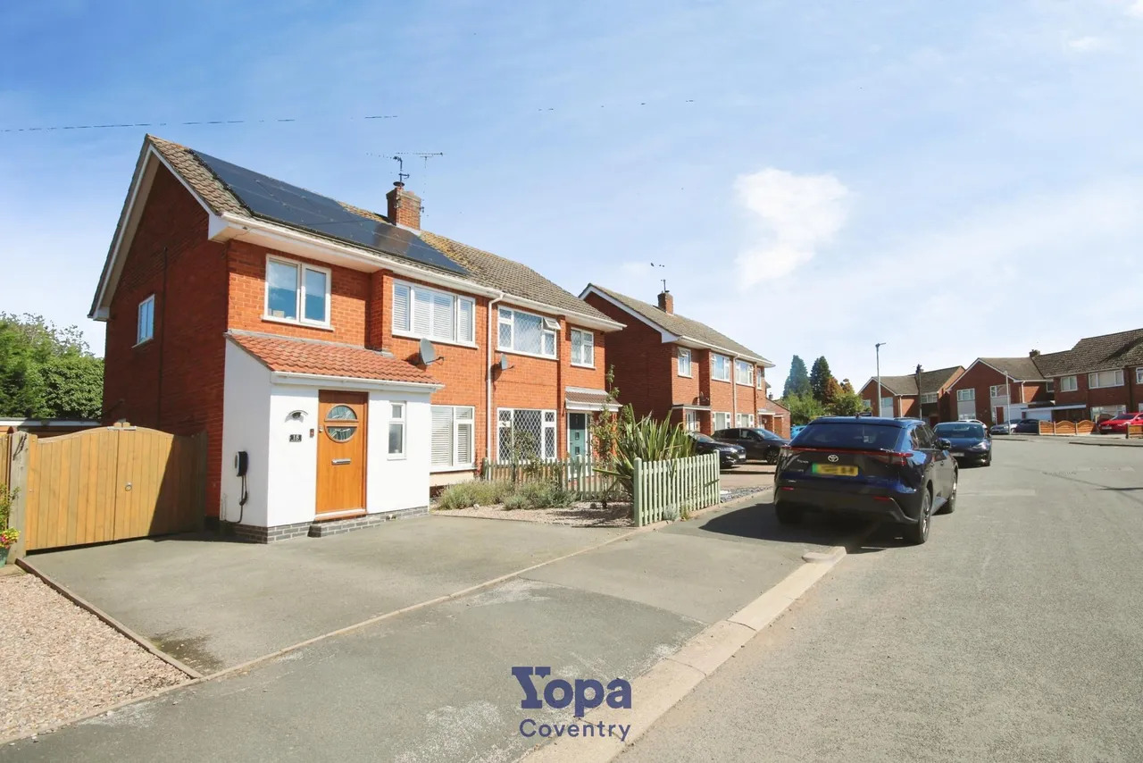 3 bed house for sale, Benn Road, Bedworth, CV12