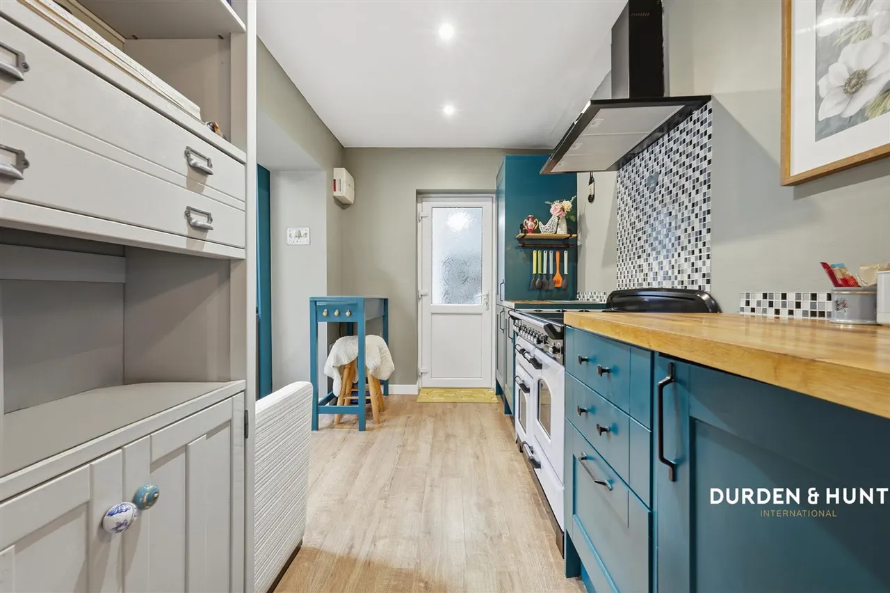 Woolhampton Way, Chigwell, IG7, photo 7