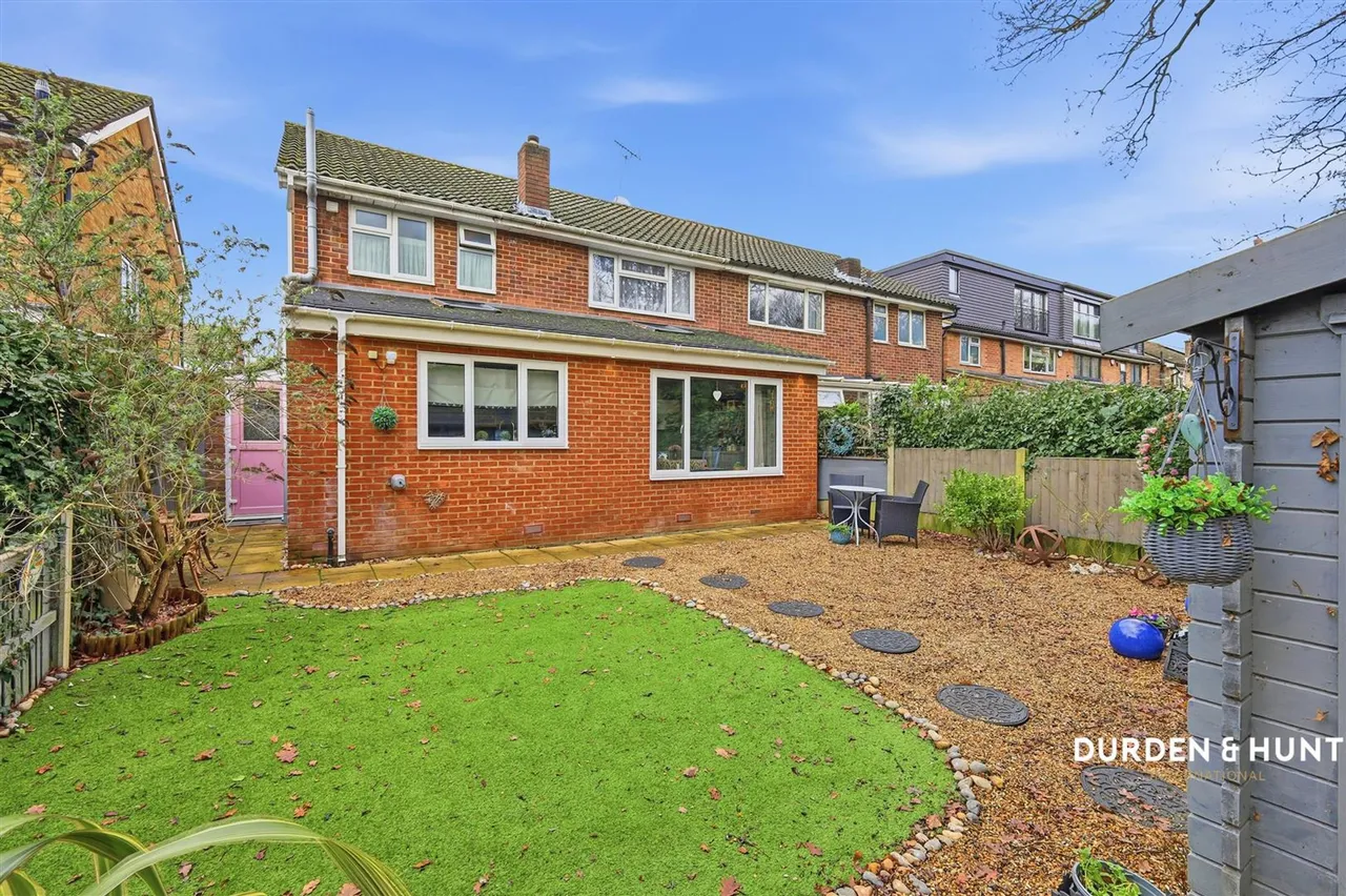 Woolhampton Way, Chigwell, IG7, photo 22