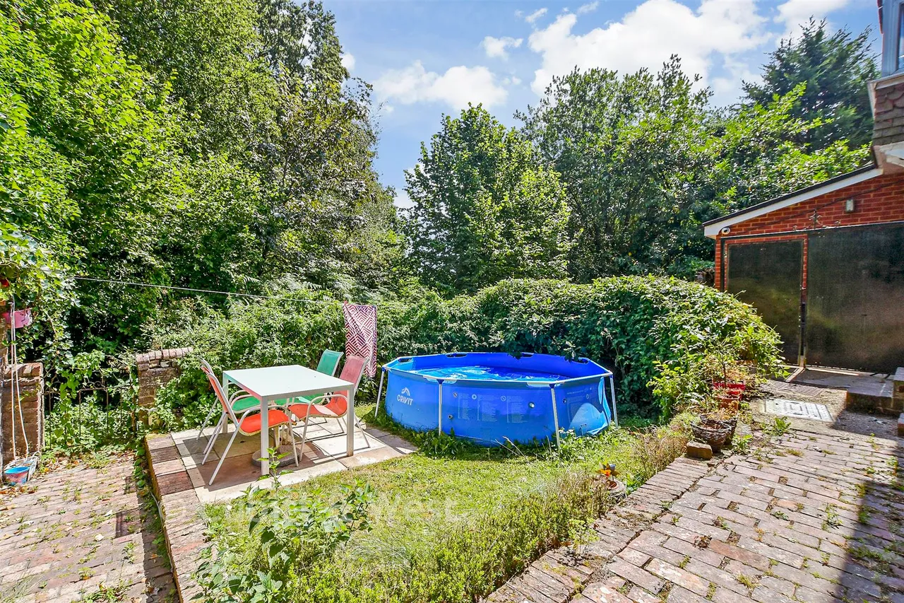 Cuckfield Lane, Warninglid, RH17, photo 13