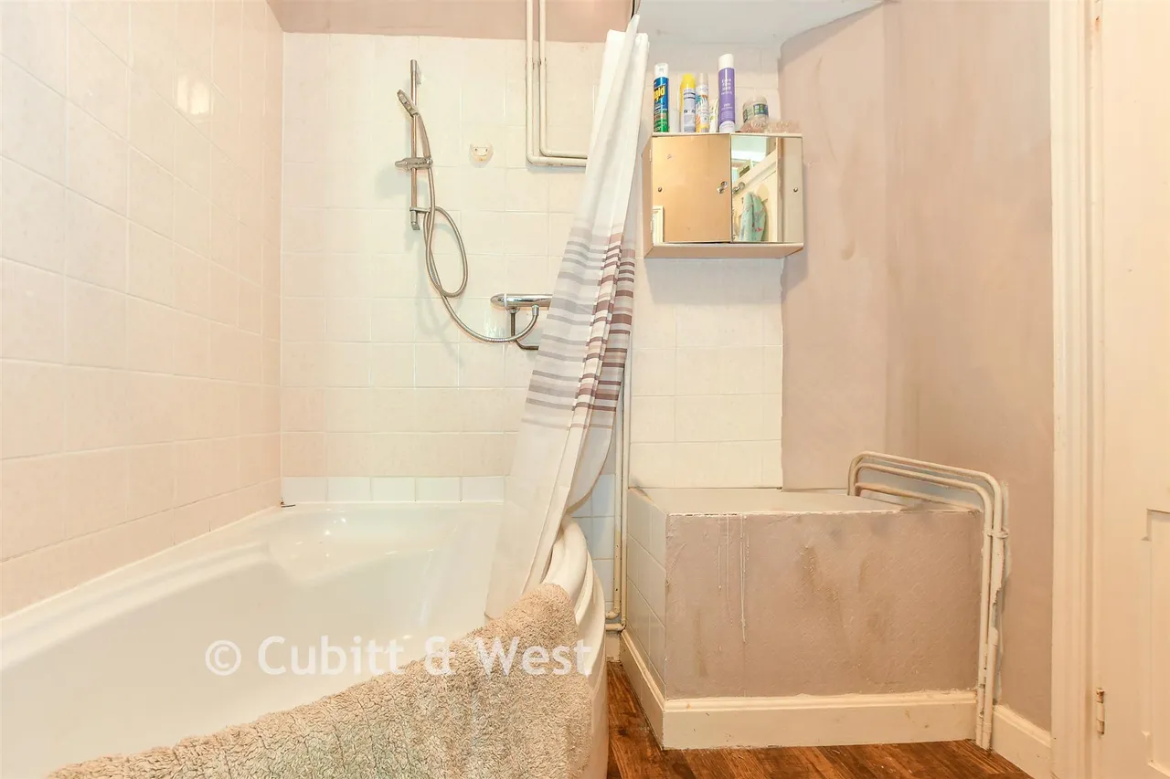 Cuckfield Lane, Warninglid, RH17, photo 6