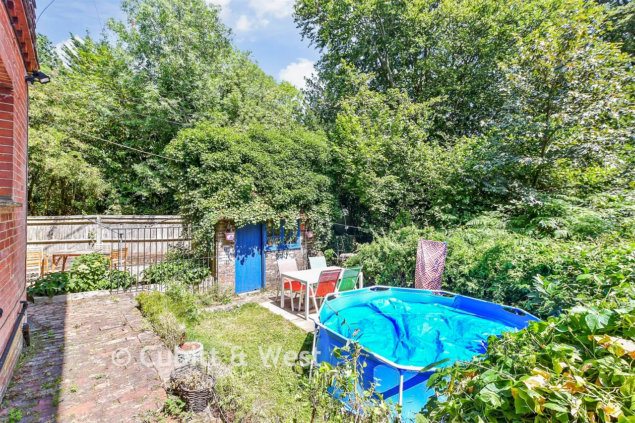 Cuckfield Lane, Warninglid, RH17, photo 14