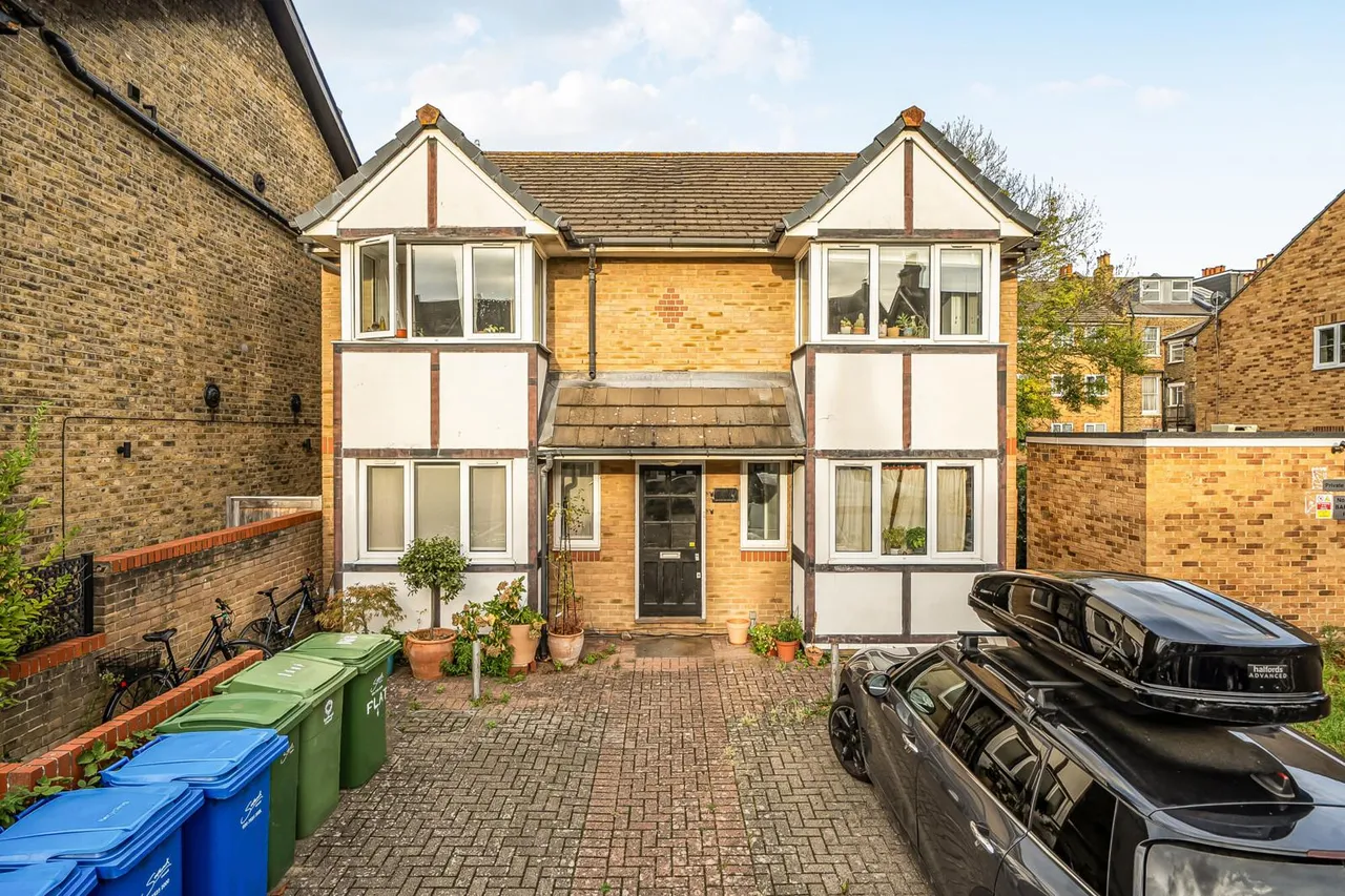 Barforth Road, SE15, photo 2