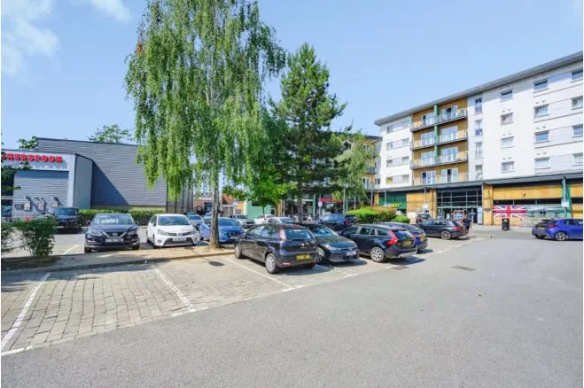Parkhouse Court, Hatfield, AL10, photo 2