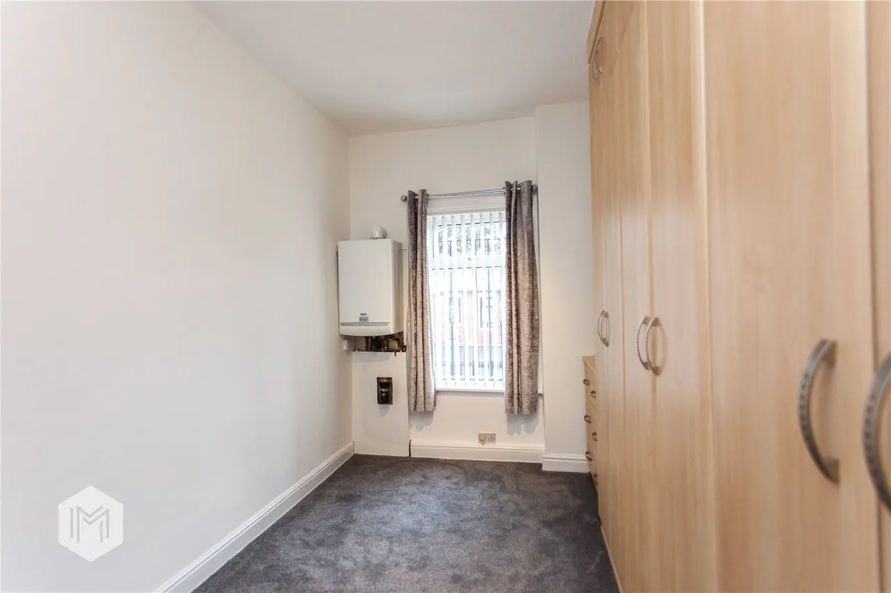 Bury Road, Bolton, BL2 6DT, photo 12