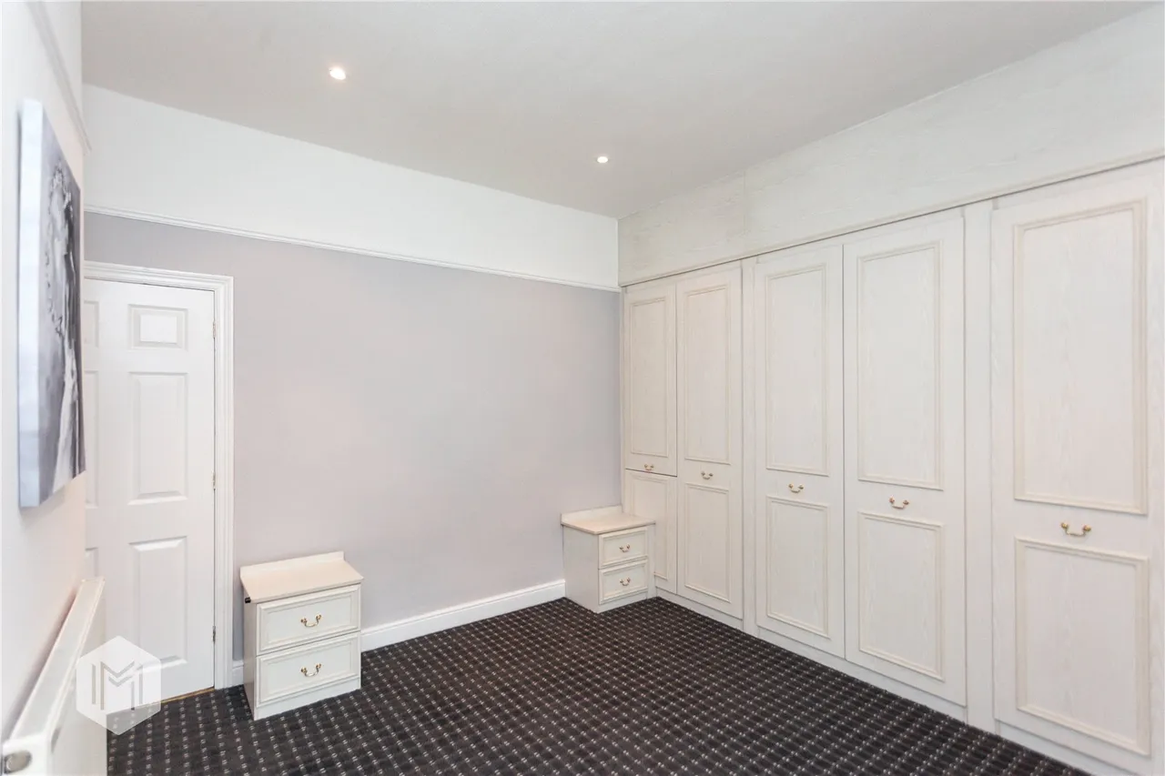 Bury Road, Bolton, BL2 6DT, photo 11