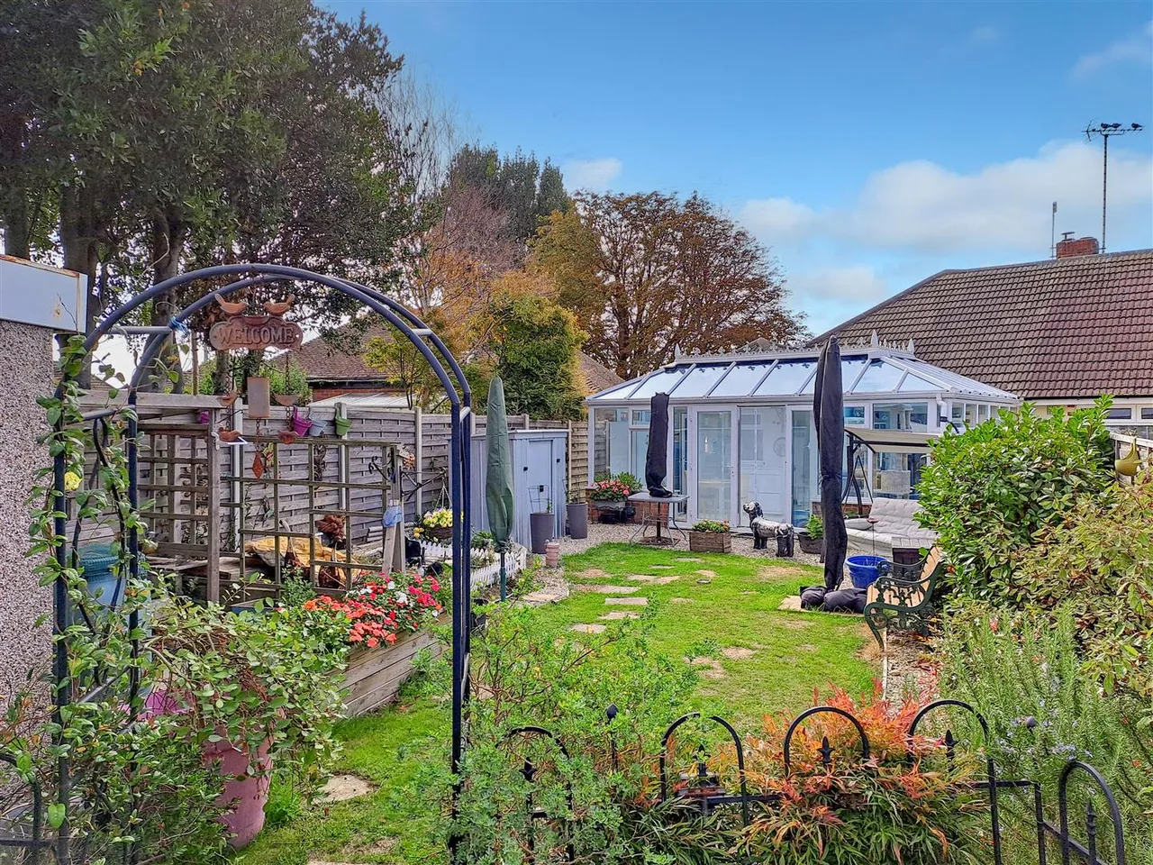 The Crescent, Rustington, photo 11