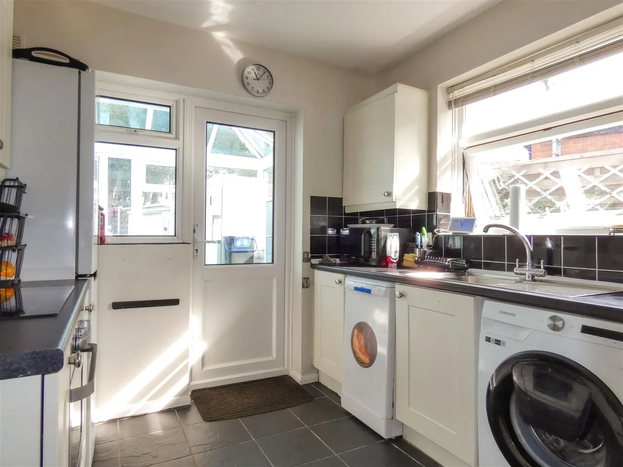 The Crescent, Rustington, photo 5