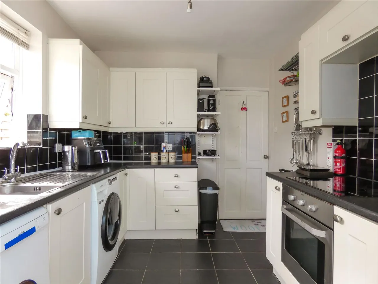 The Crescent, Rustington, photo 3