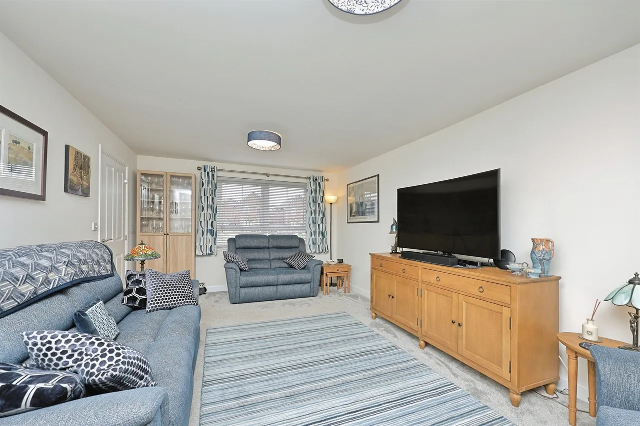 Butter Cross Crescent, Swaffham, photo 4