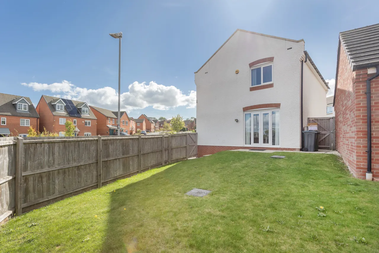 Filey Drive, Leicester, LE5, photo 16