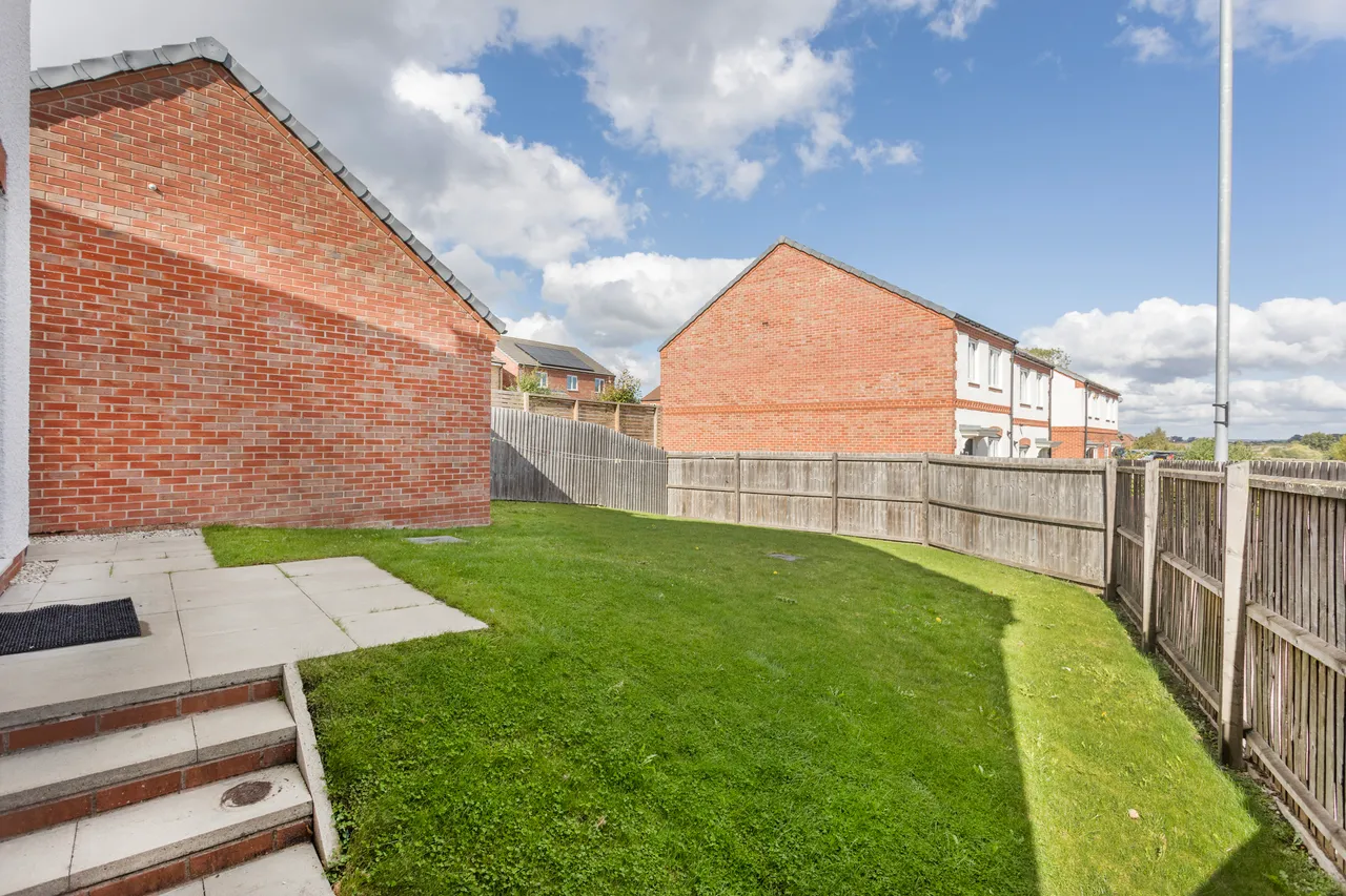 Filey Drive, Leicester, LE5, photo 3