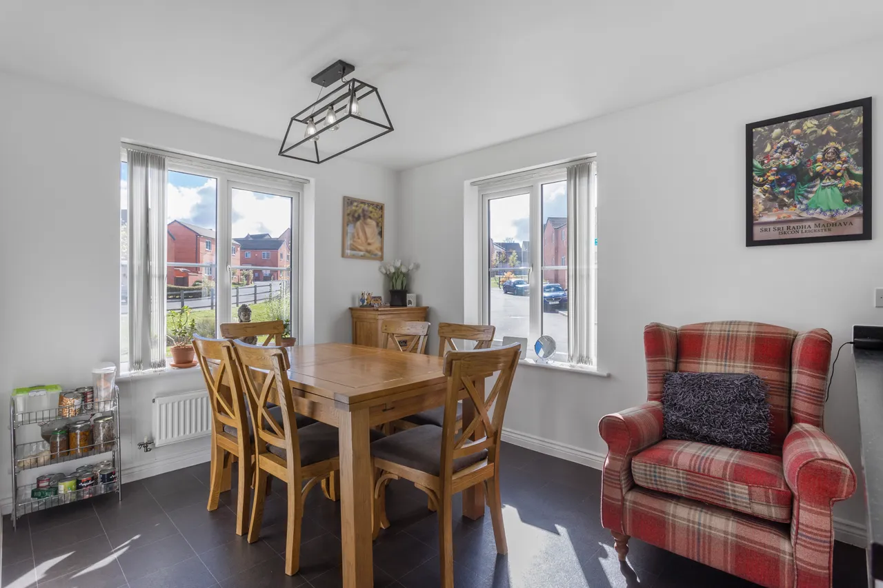 Filey Drive, Leicester, LE5, photo 9