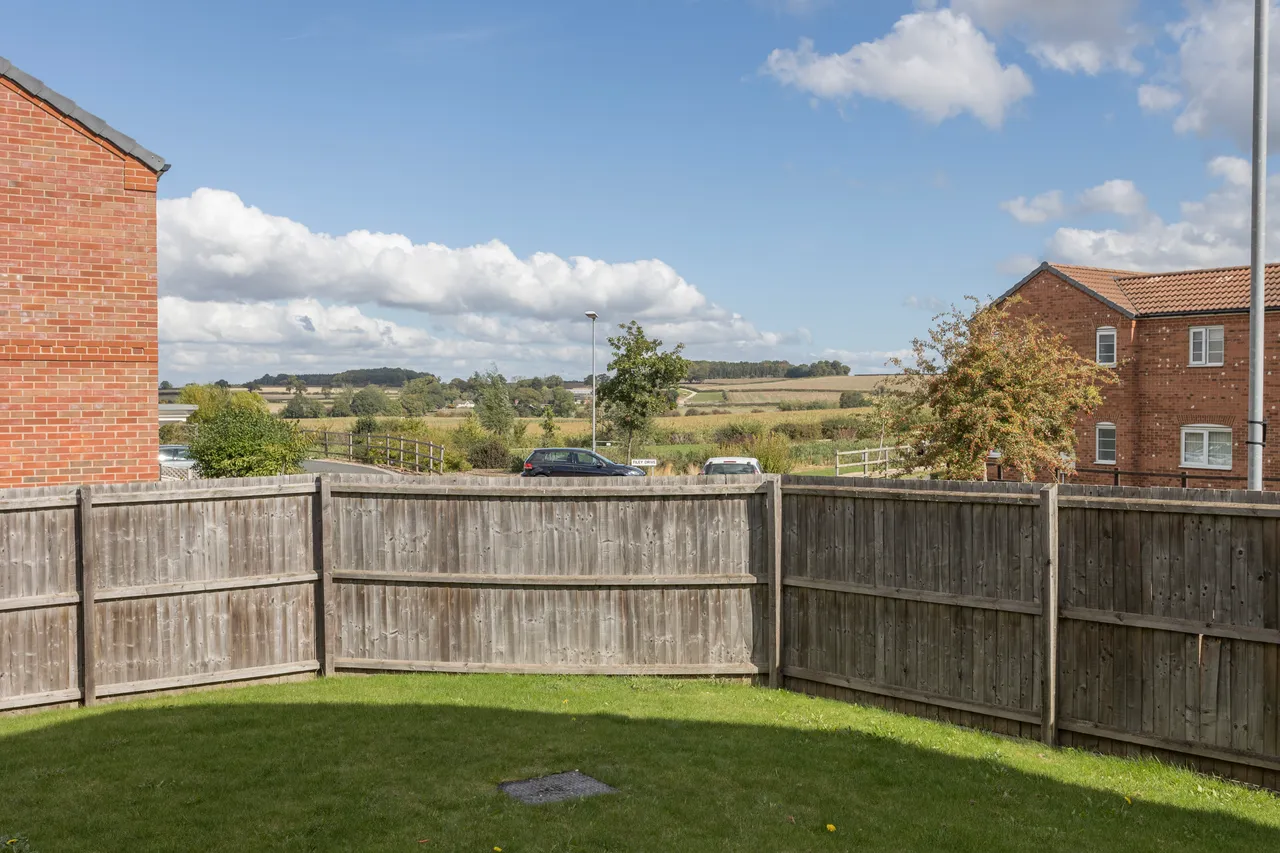 Filey Drive, Leicester, LE5, photo 17