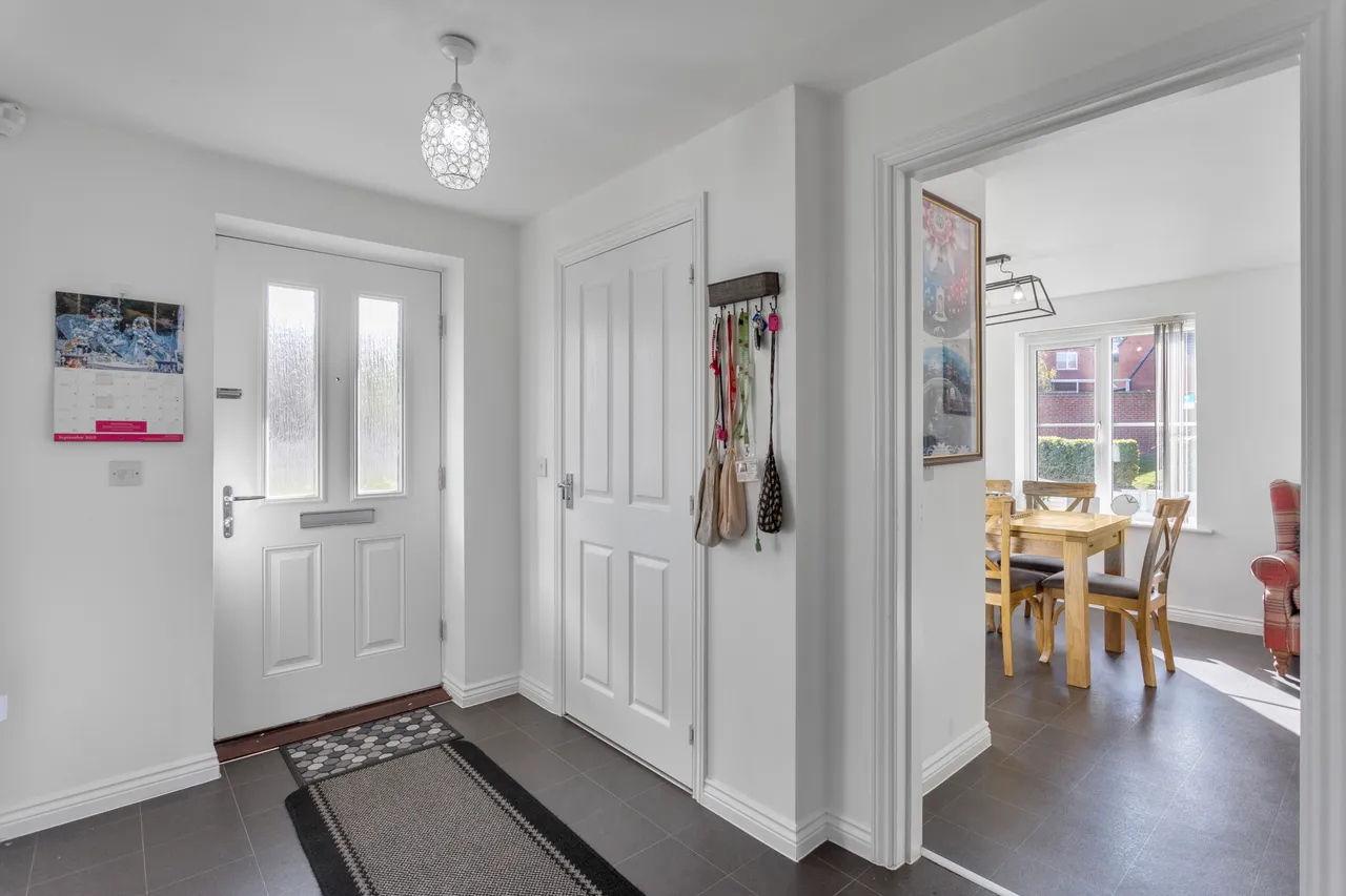 Filey Drive, Leicester, LE5, photo 4