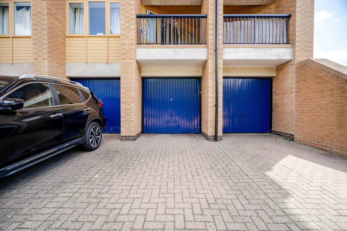 Milton Keynes, MK9, photo 24