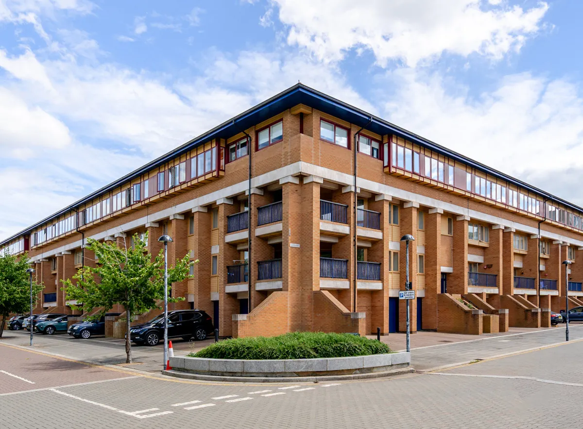 2 bed flat for sale, Milton Keynes, MK9