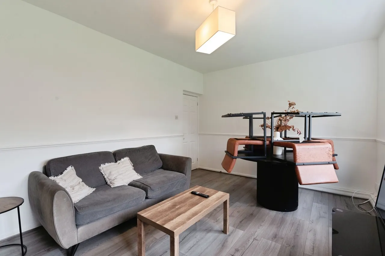 Market Avenue, Wickford, Essex, SS12, photo 9