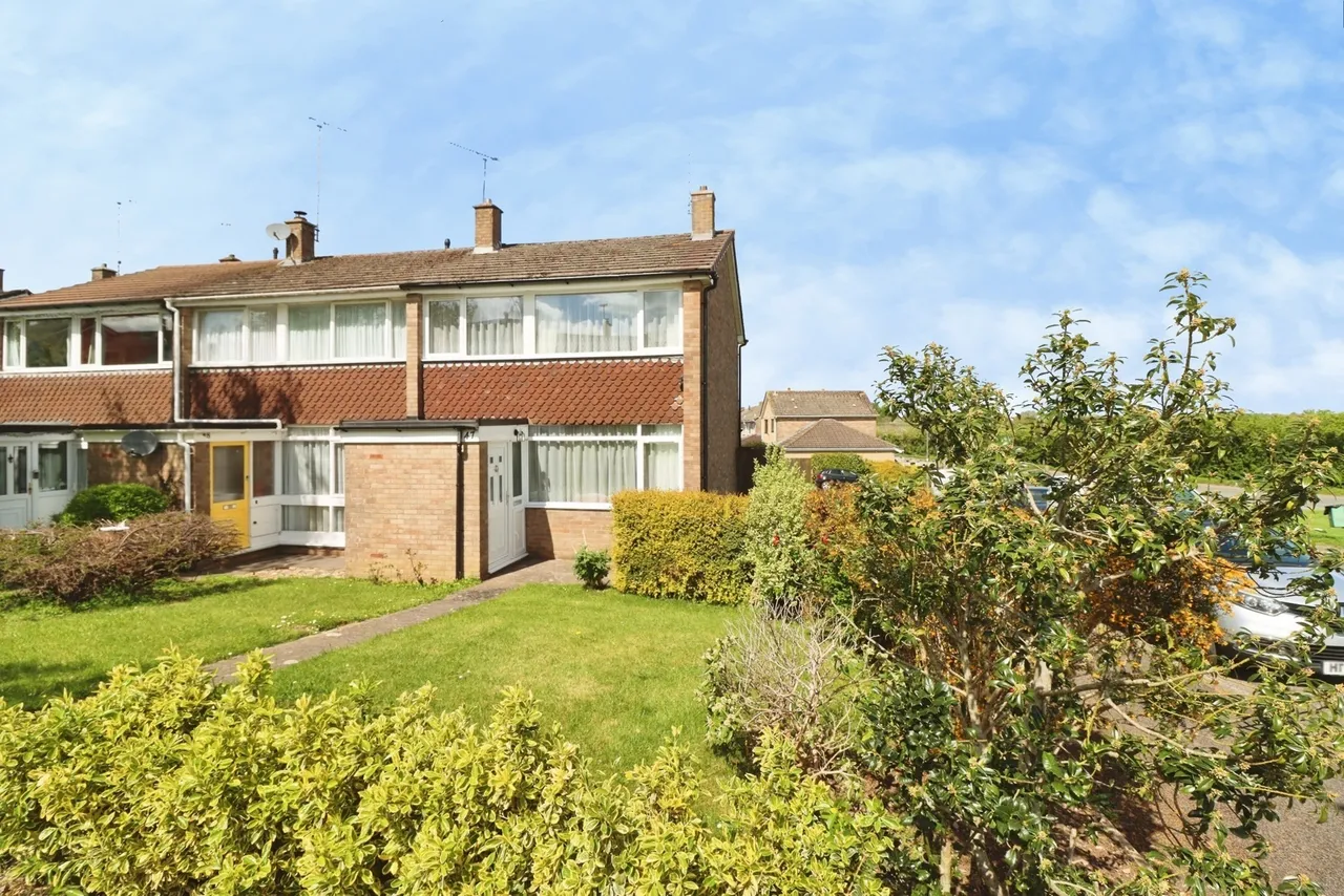 3 bed house for sale — Hawkridge Drive, Pucklechurch, Bristol, BS16