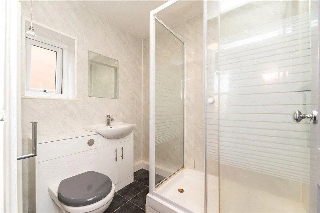 West Street, Morley, LS27, photo 8