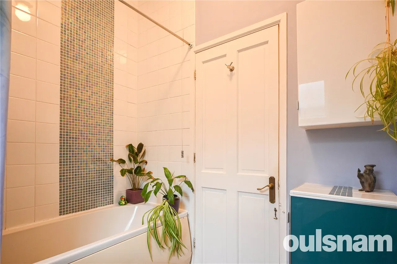 Bearwood Road, Smethwick, B66, photo 18