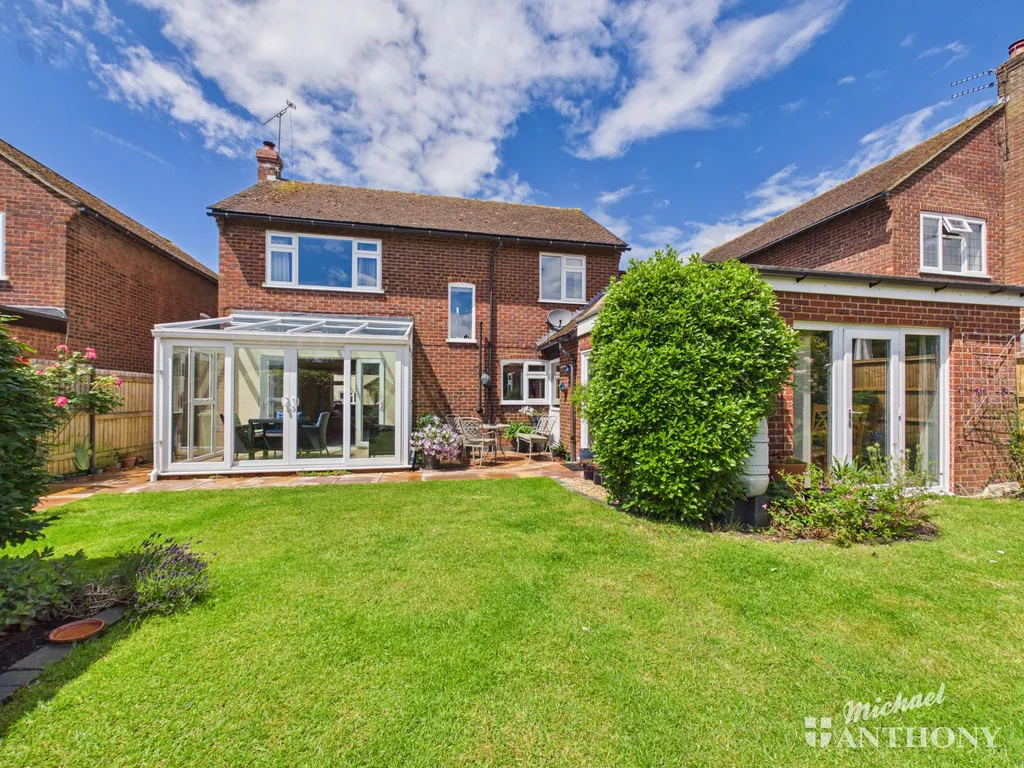 Ligo Avenue, Stoke Mandeville, Aylesbury, HP22 5TY, photo 5