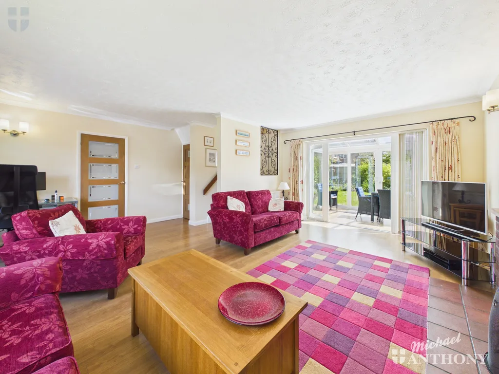 Ligo Avenue, Stoke Mandeville, Aylesbury, HP22 5TY, photo 7