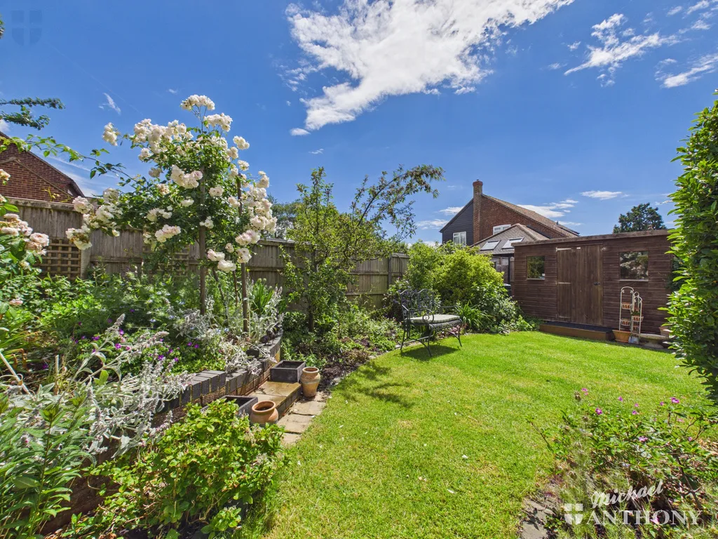 Ligo Avenue, Stoke Mandeville, Aylesbury, HP22 5TY, photo 19