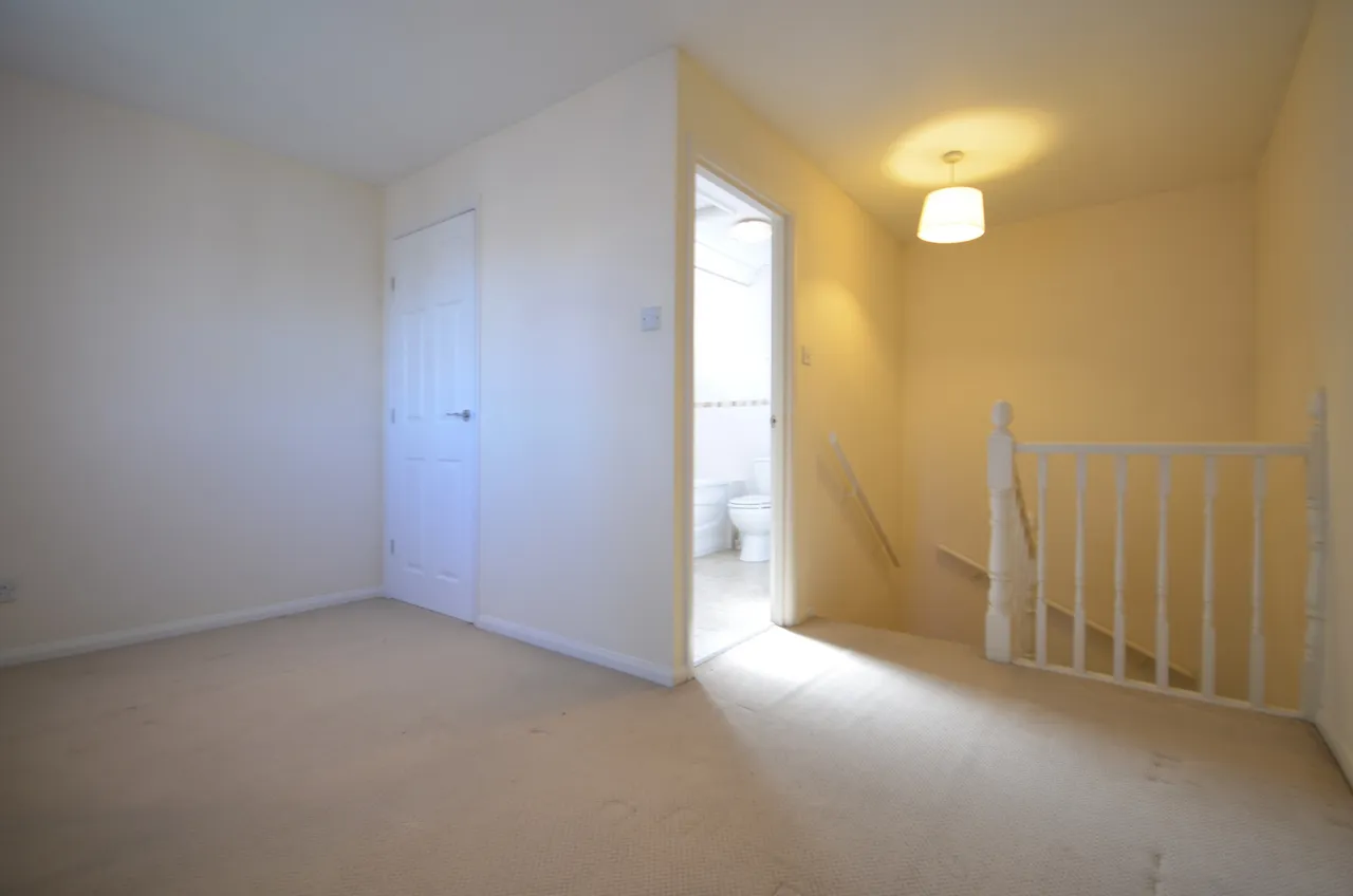 Fossington Road, Abbey Wood, DA17 5DS, photo 7