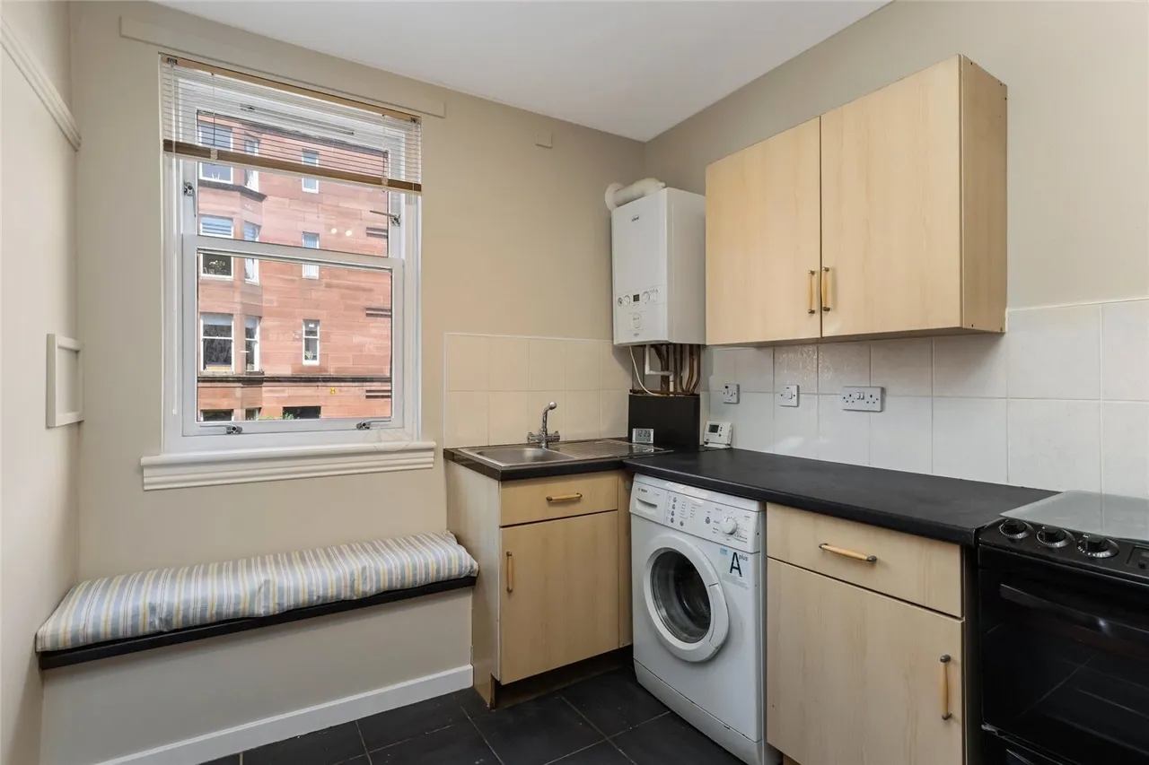 Kennoway Drive, Thornwood, Glasgow, G11, photo 7