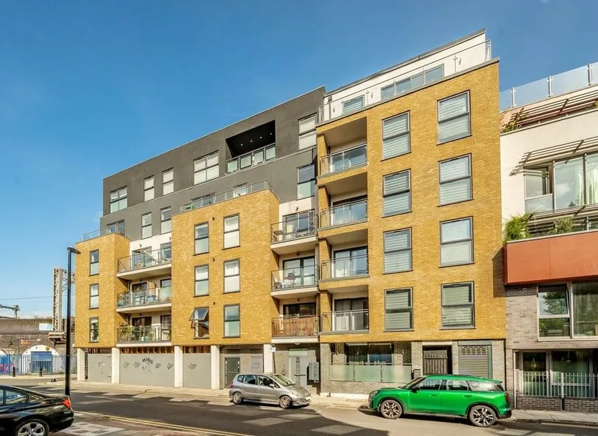 1 bed flat to rent — Cudworth Street, Bethanl Green, E1
