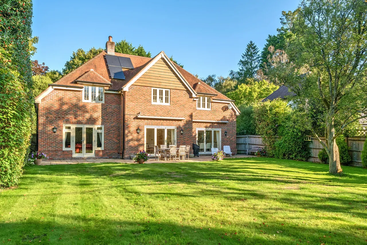 5 bed house for sale — Woodlea Way, Romsey, SO51