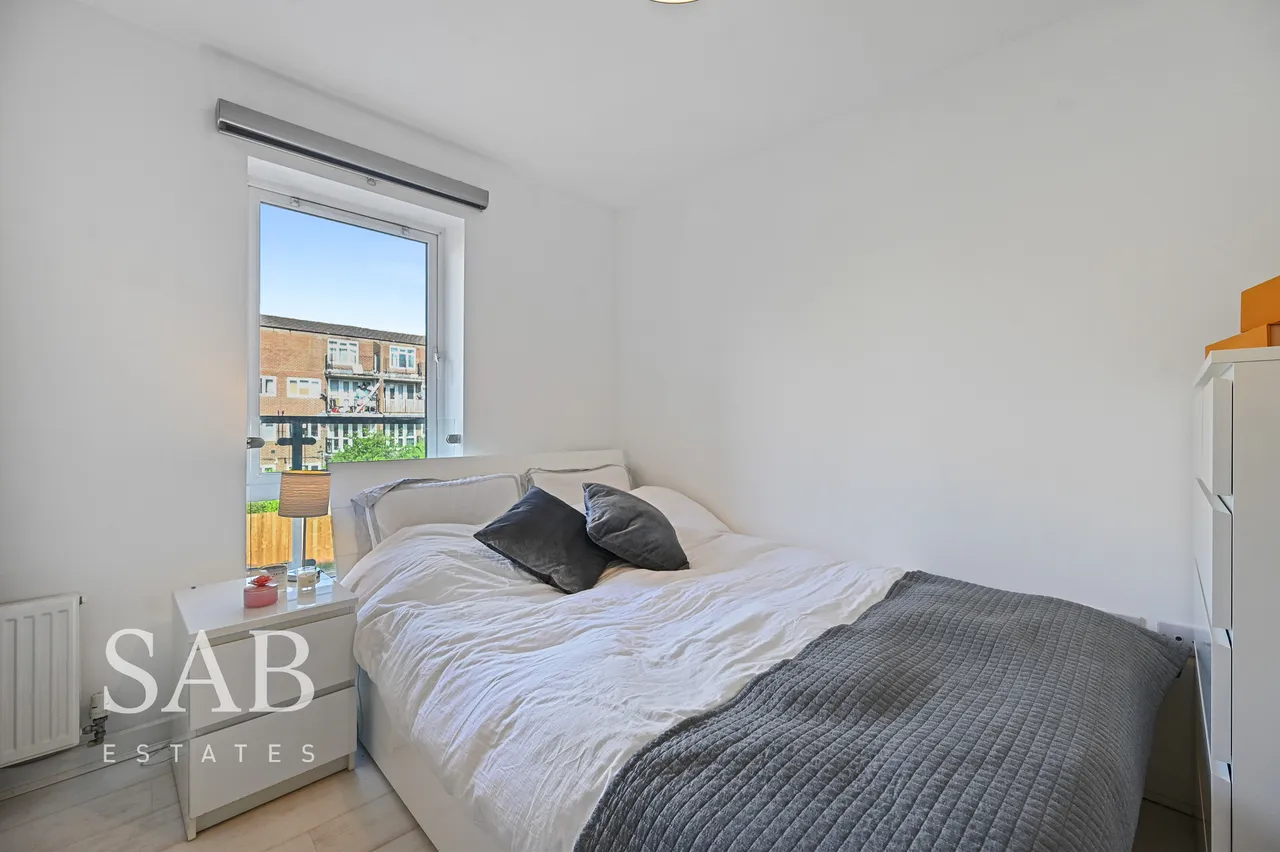 Taywood Road, Northolt, UB5, photo 7