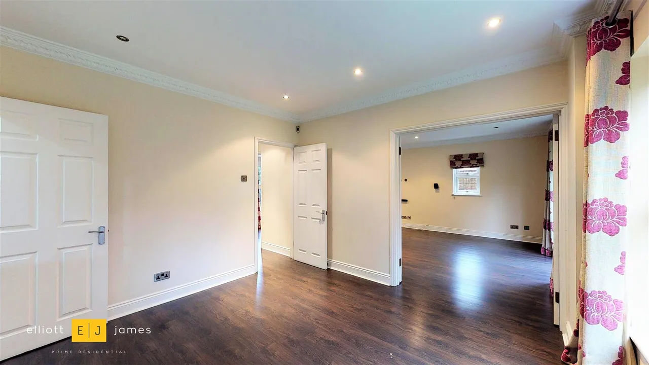 Alderton Mews, Loughton, photo 5