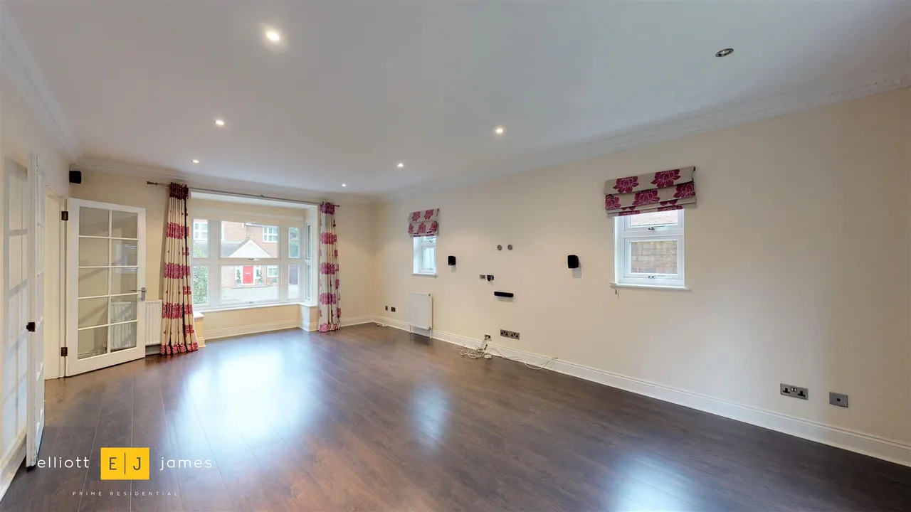 Alderton Mews, Loughton, photo 6