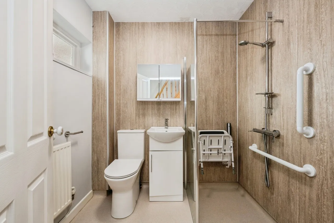 Versil Terrace, Loughor, SA4, photo 7