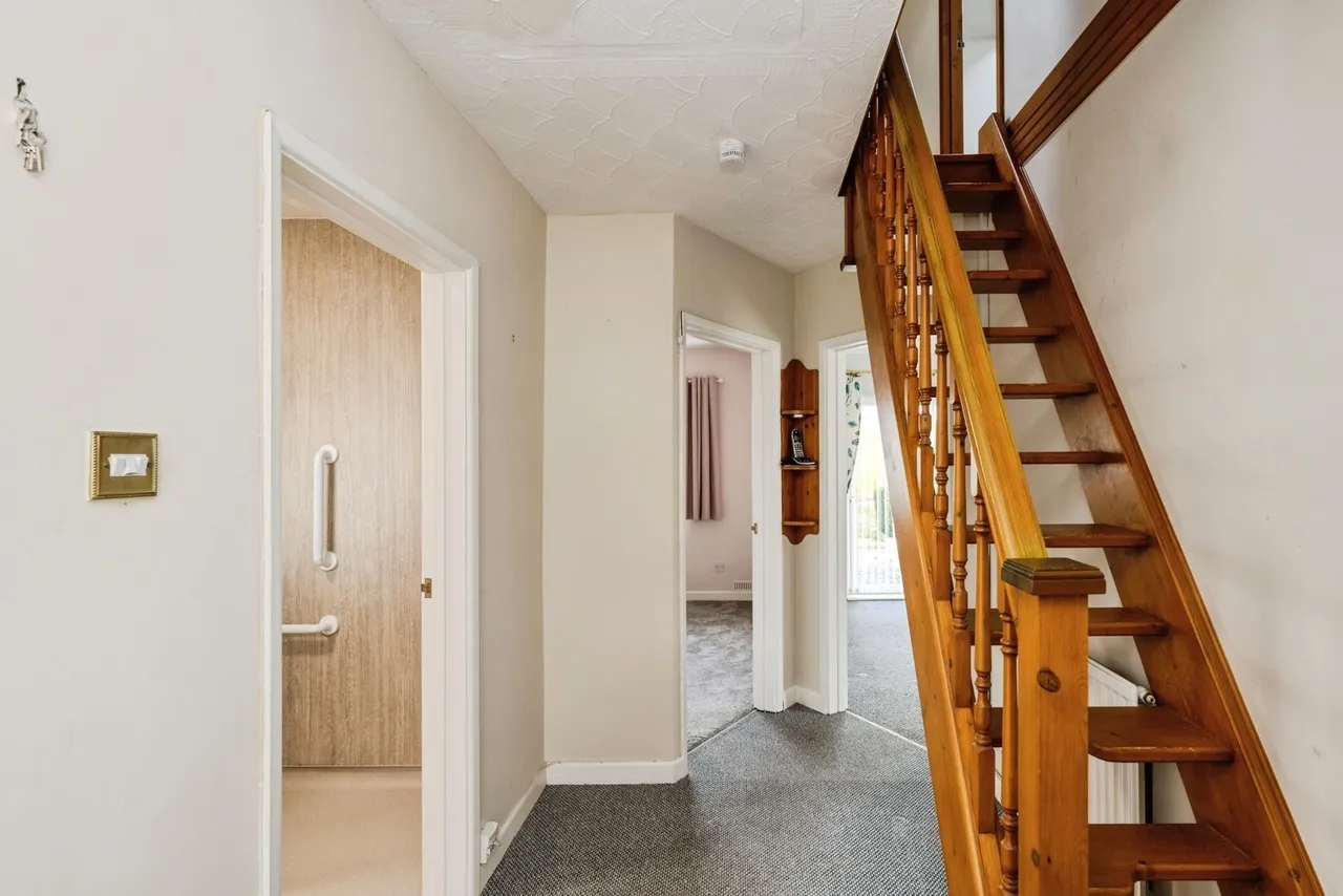 Versil Terrace, Loughor, SA4, photo 6