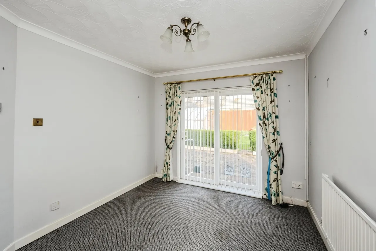 Versil Terrace, Loughor, SA4, photo 12