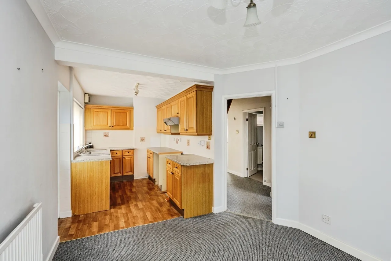 Versil Terrace, Loughor, SA4, photo 8