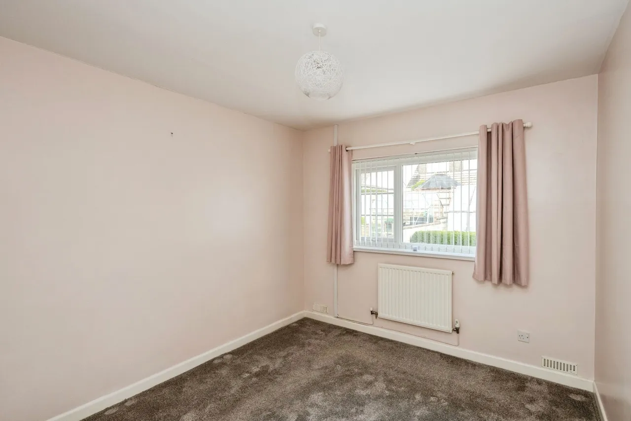Versil Terrace, Loughor, SA4, photo 13