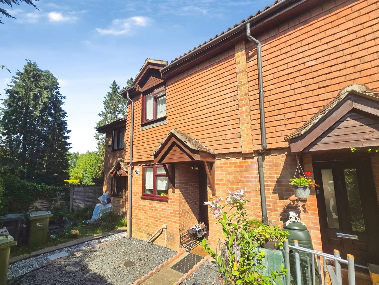 Britten Close, Ash, Surrey, GU12 6LS, photo 10
