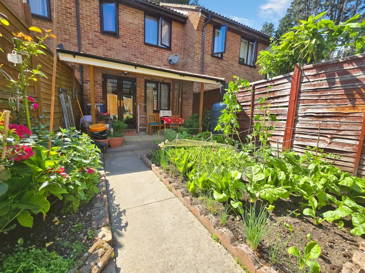 Britten Close, Ash, Surrey, GU12 6LS, photo 16