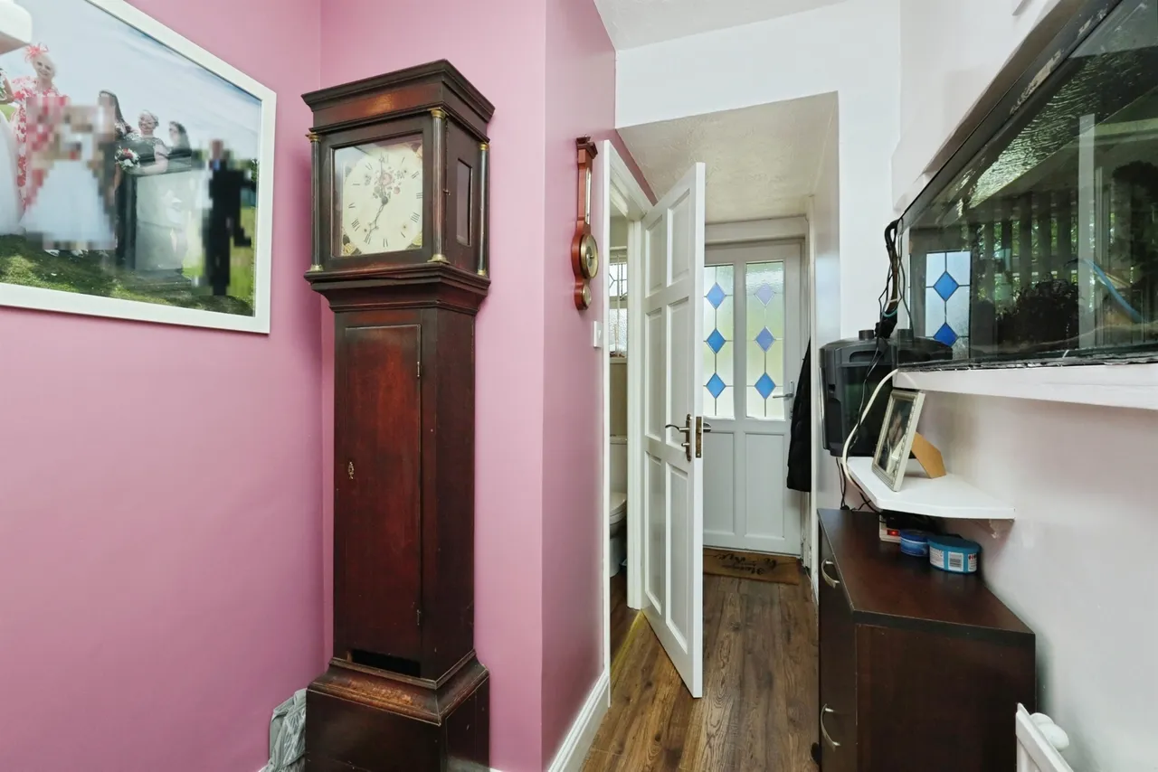 Lottbridge Drive, Eastbourne, BN22, photo 15