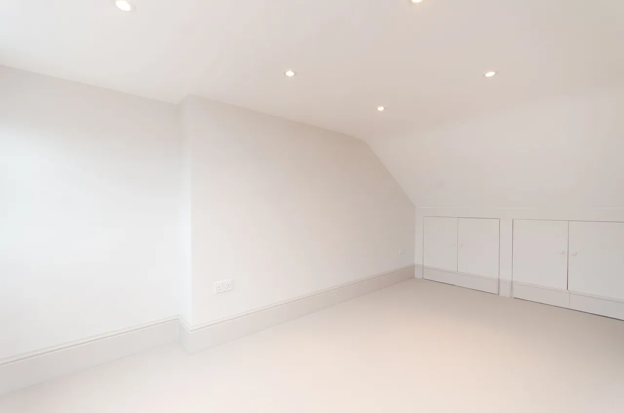 37 Holberton Gardens, London, photo 10