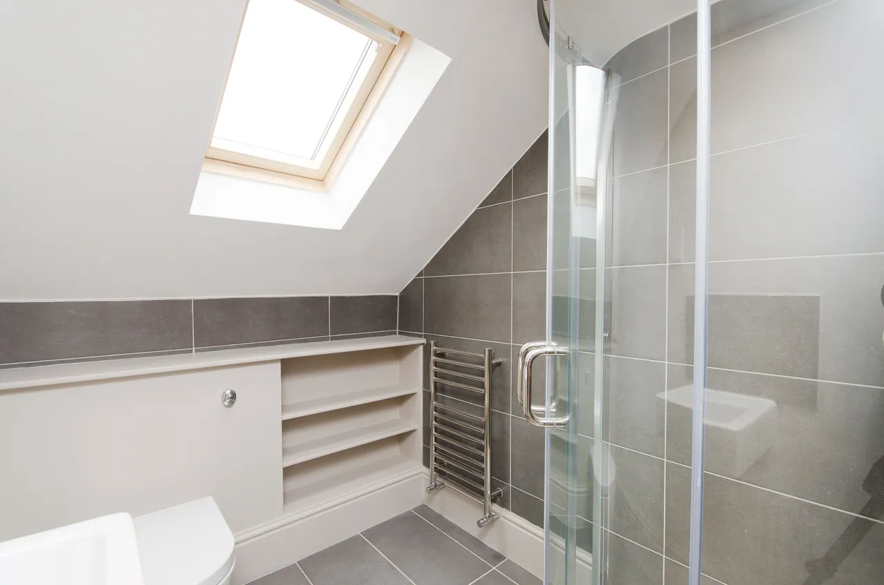 37 Holberton Gardens, London, photo 11