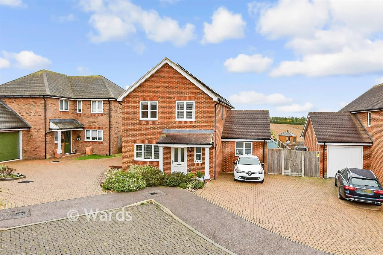 4 bed house for sale, Southall Close, Minster, CT12