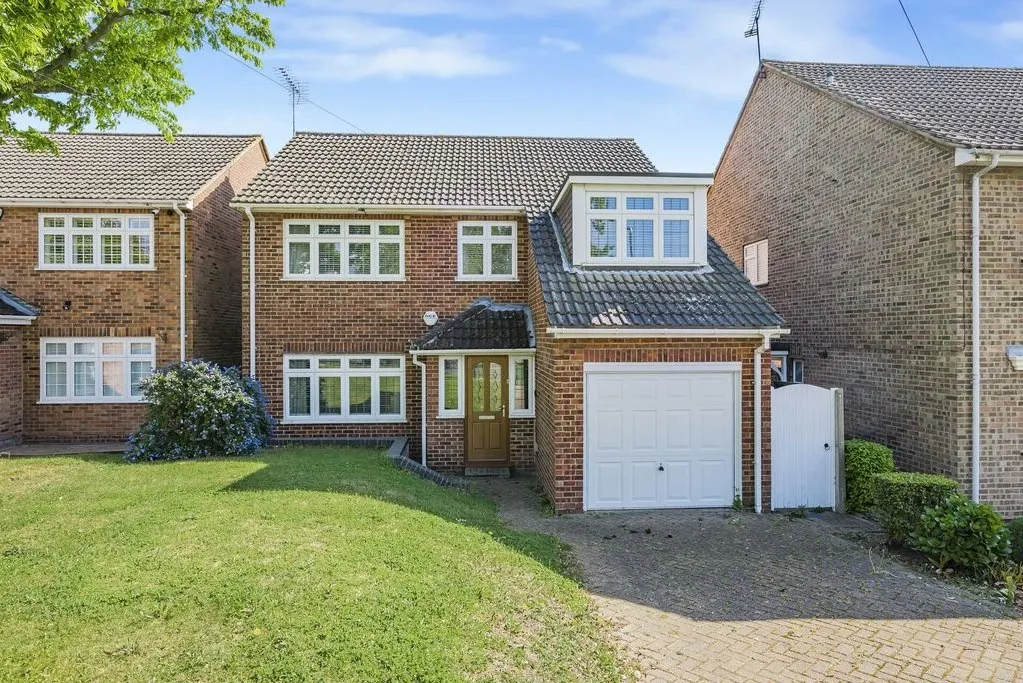 4 bed house for sale, Glenhurst Avenue, Bexley, DA5