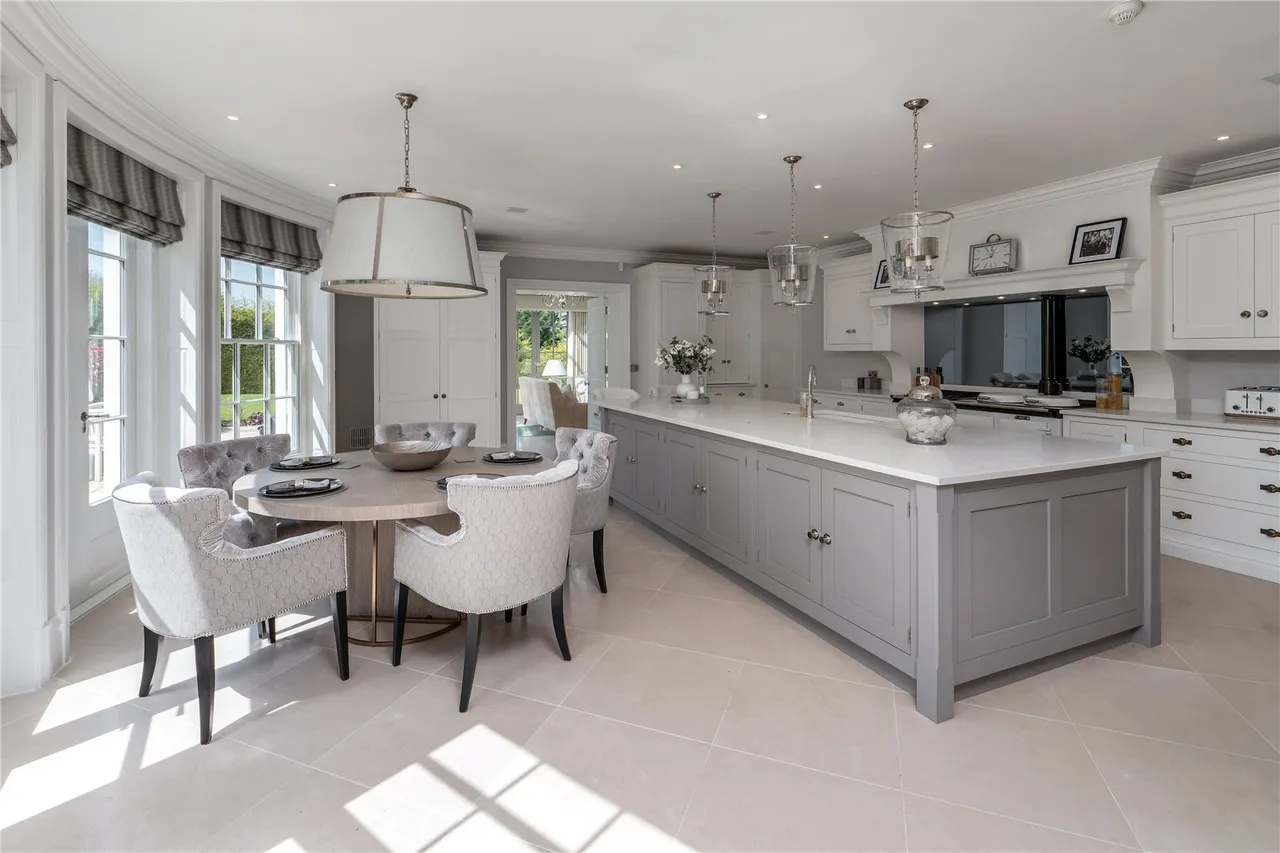 Summerhill Road, Prestbury, SK10, photo 2