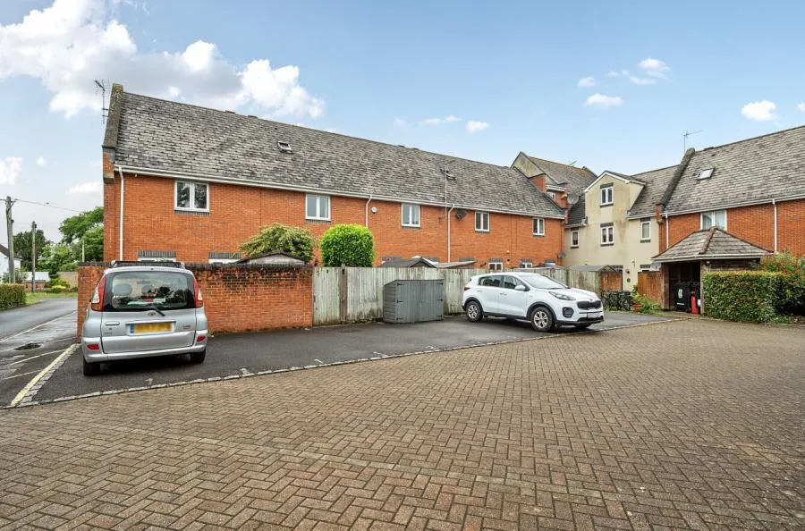 Tower Hill, Witney, OX28, photo 13